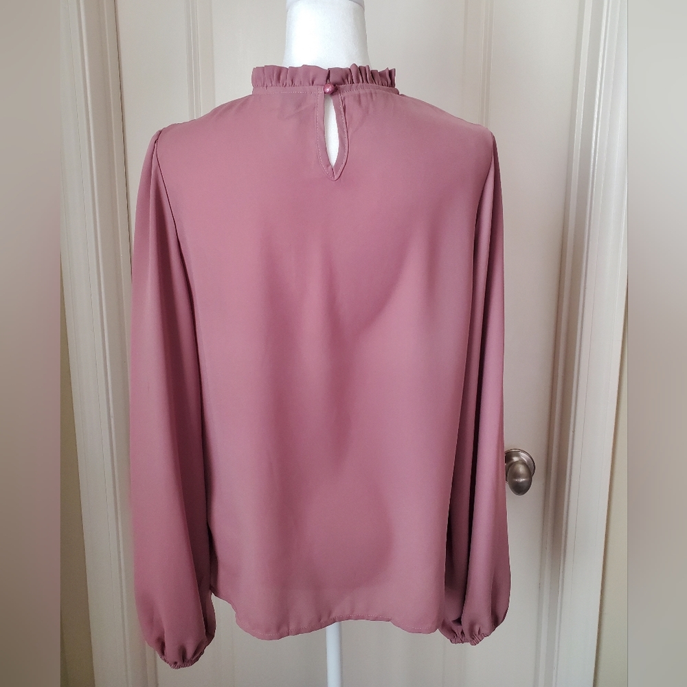 High Neck Top - Picture 3 of 9